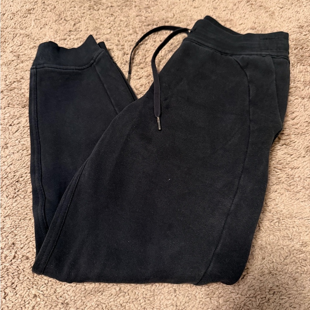 Lululemon Scuba High-Rise Jogger *Full Length - Picture 2 of 5